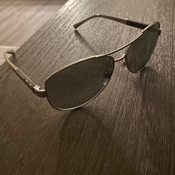 Burberry Aviator Sunglasses - Picture 4 of 8
